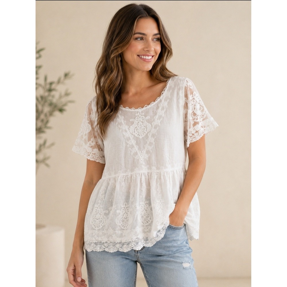 Coco + Jaimeson White Lace Embroidered Babydoll Top Boho Cotton Medium CD2796